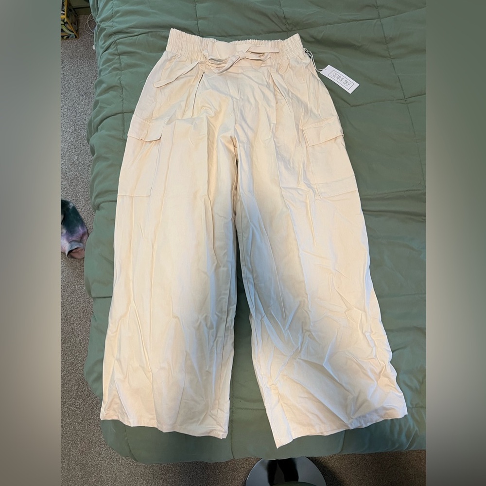 Sienna Sky Cream Flowy Pants